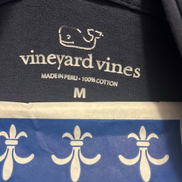 Men’s medium vineyard vines long sleeve Tshirt with hood - Picture 4 of 4